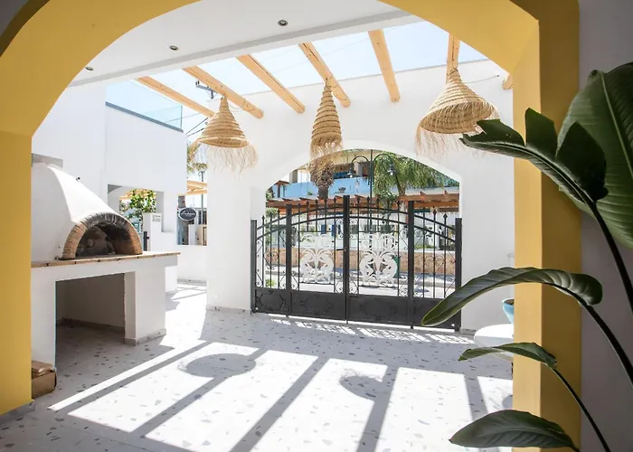 Dimitra Boutique Bed & Breakfast 4*