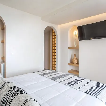 Dimitra Boutique Aparthotel 2*