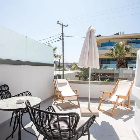 ディミトラ ブティック ルームズ