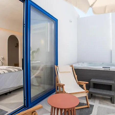 Dimitra Boutique Aparthotel 2*