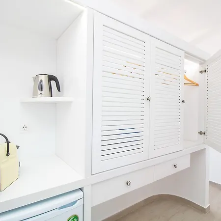Dimitra Boutique 4*