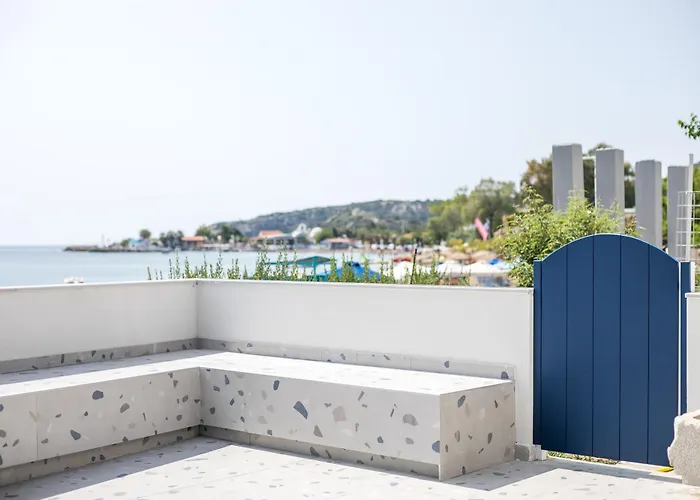 Dimitra Boutique Oda ve Kahvaltı Faliraki