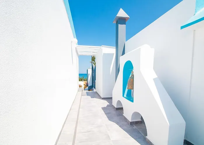 Dimitra Boutique Bed & Breakfast 4*